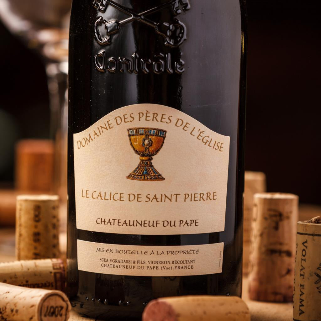 Domaine Des Peres <br />De l Eglise 2010 <br />Chateauneuf Du Pape